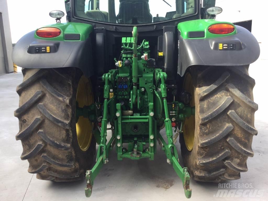 John Deere 6130R Traktorer