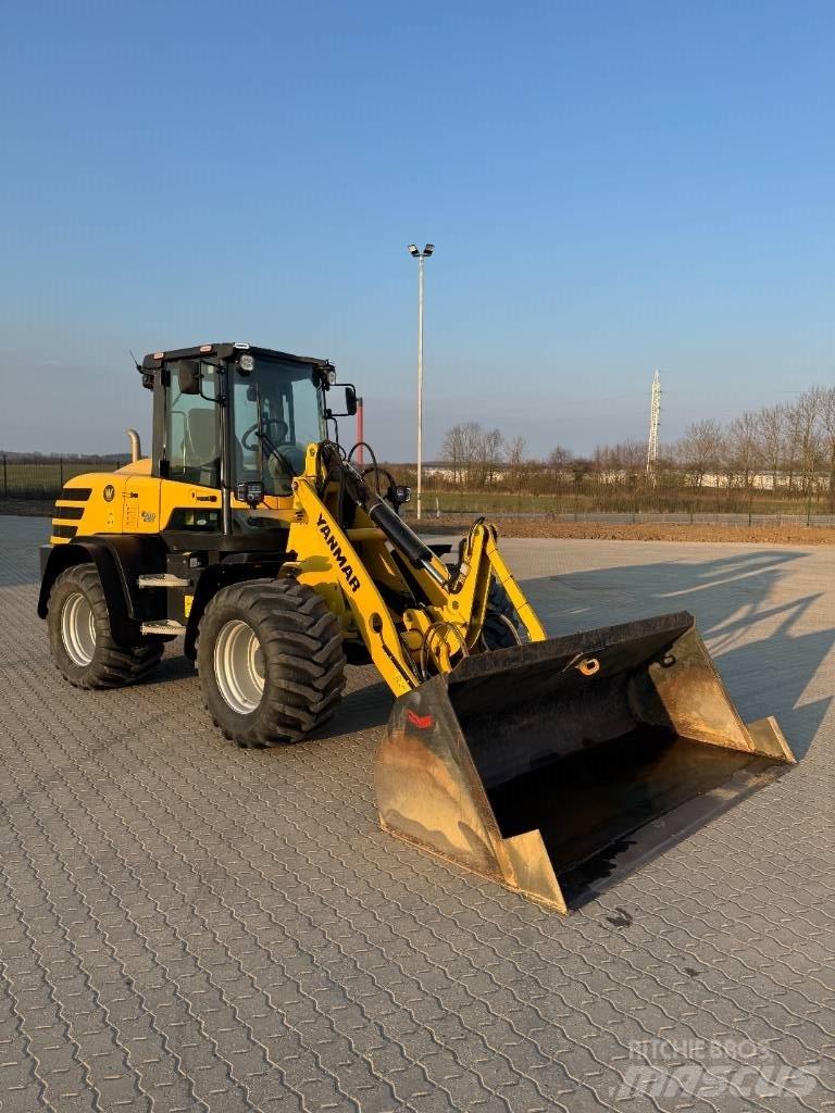 Yanmar V 120 Hjullastere