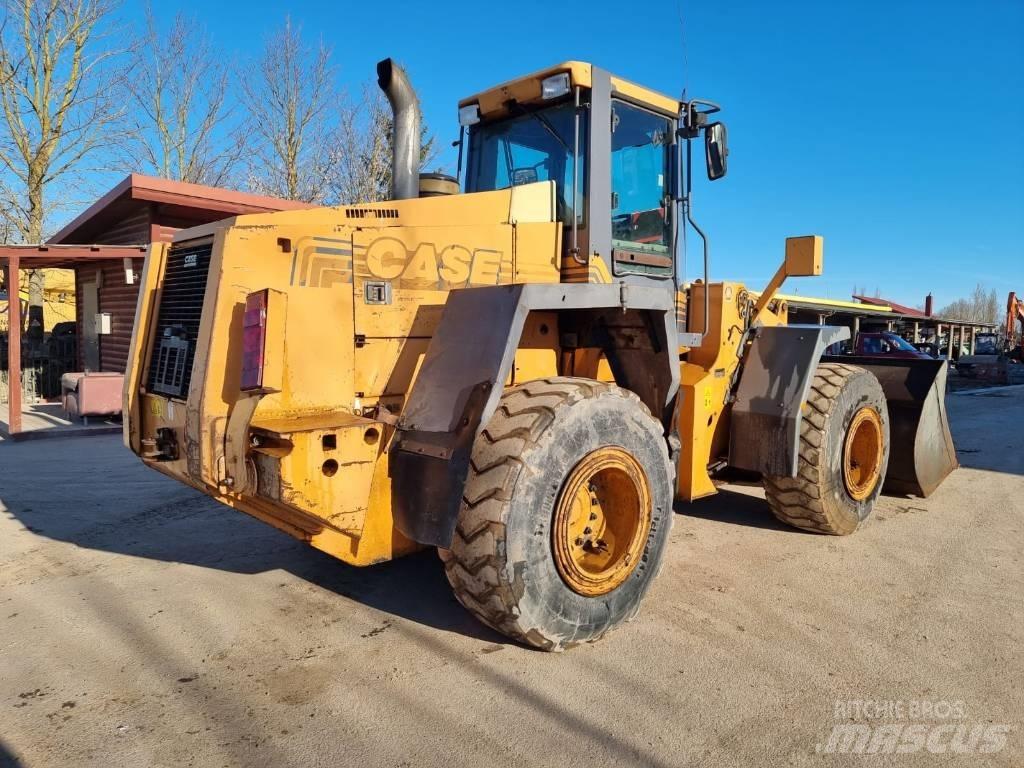 CASE 821 C Hjullastere
