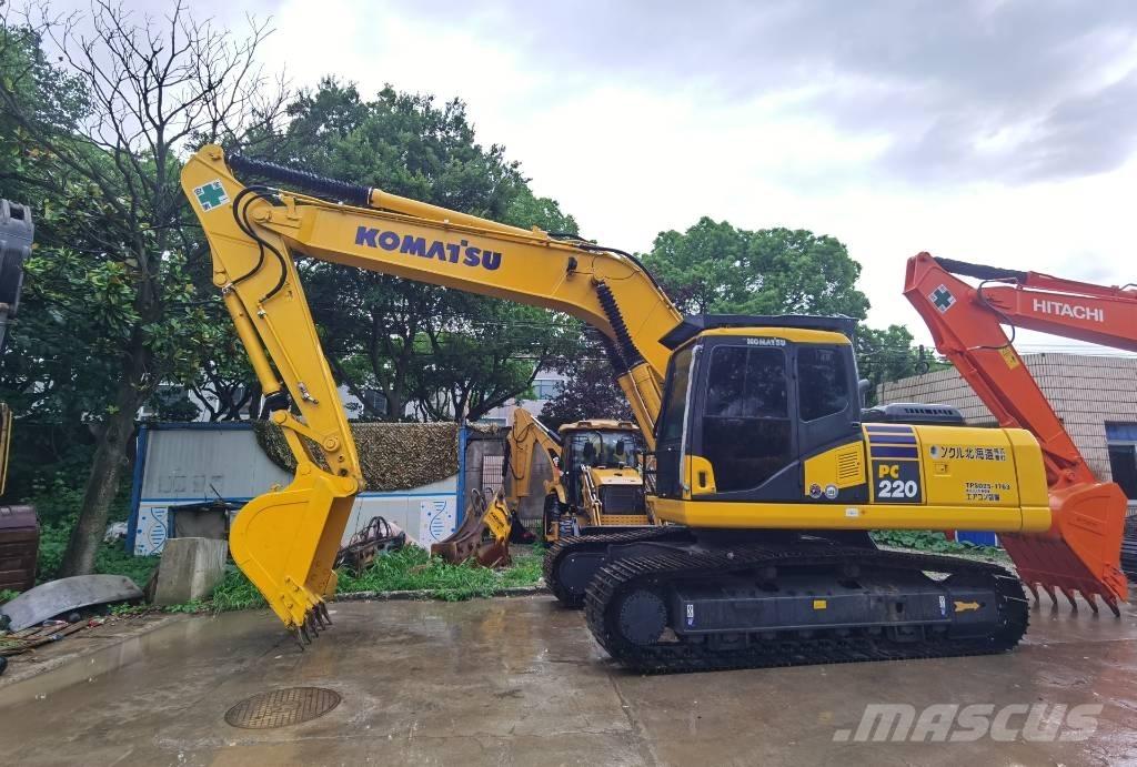 Komatsu PC 220-7 Beltegraver