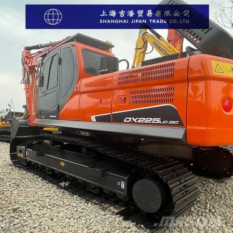 Doosan DX 225 Beltegraver