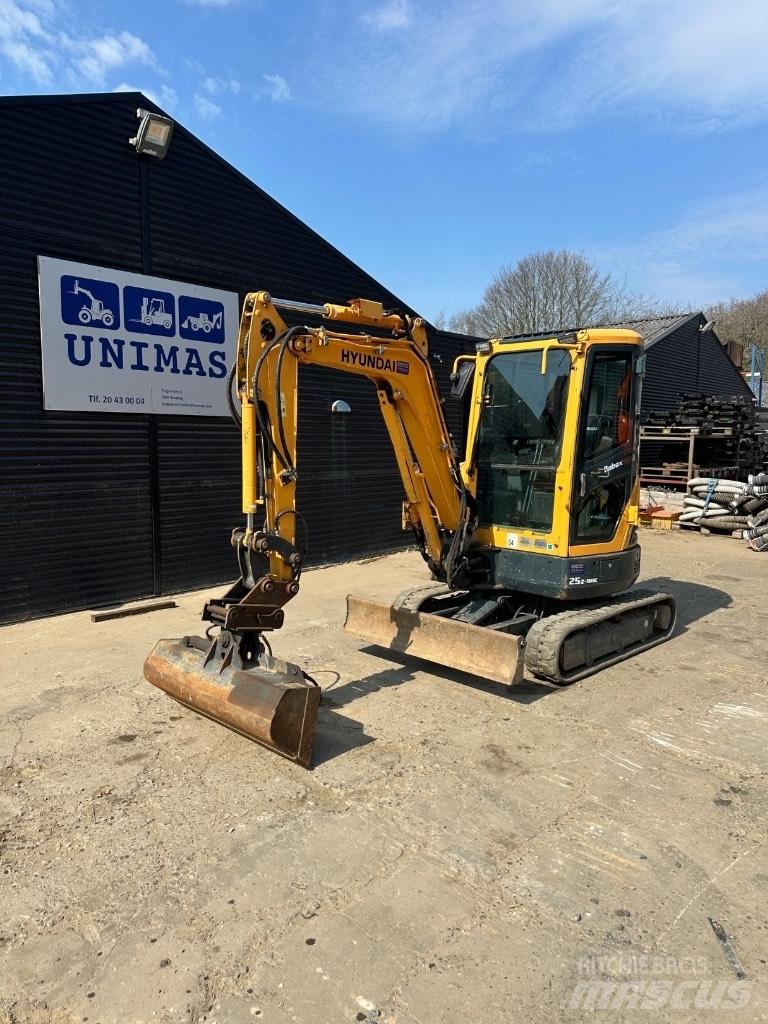 Hyundai 25 Z-9 Minigravere <7t