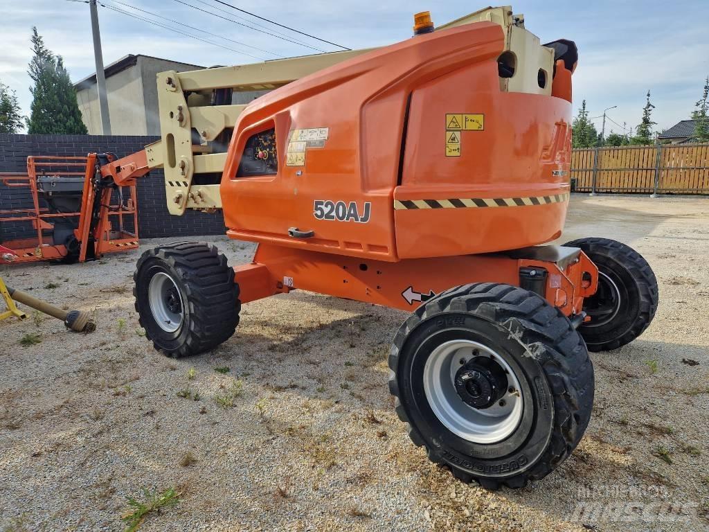 JLG 520AJ Leddede bomlifter