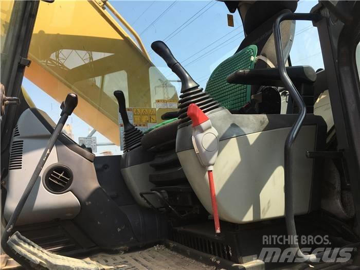 Komatsu PC 200-8 Beltegraver