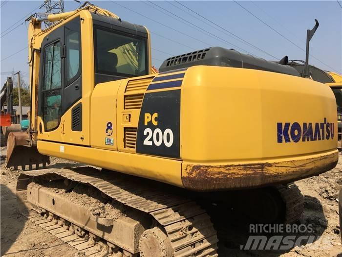 Komatsu PC 200-8 Beltegraver
