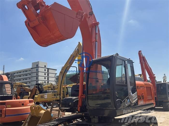 Hitachi ZX 240-3 Beltegraver