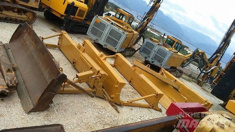 CAT D7E, D7F, D7G Kniver