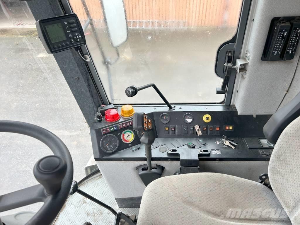 Sampo Rosenlew 2095 Skurtreskere