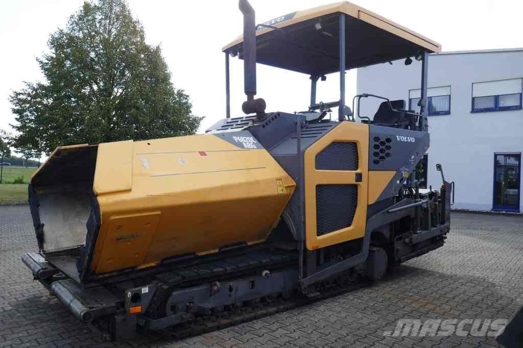 Volvo ABG P 6820  C Asfaltutleggere