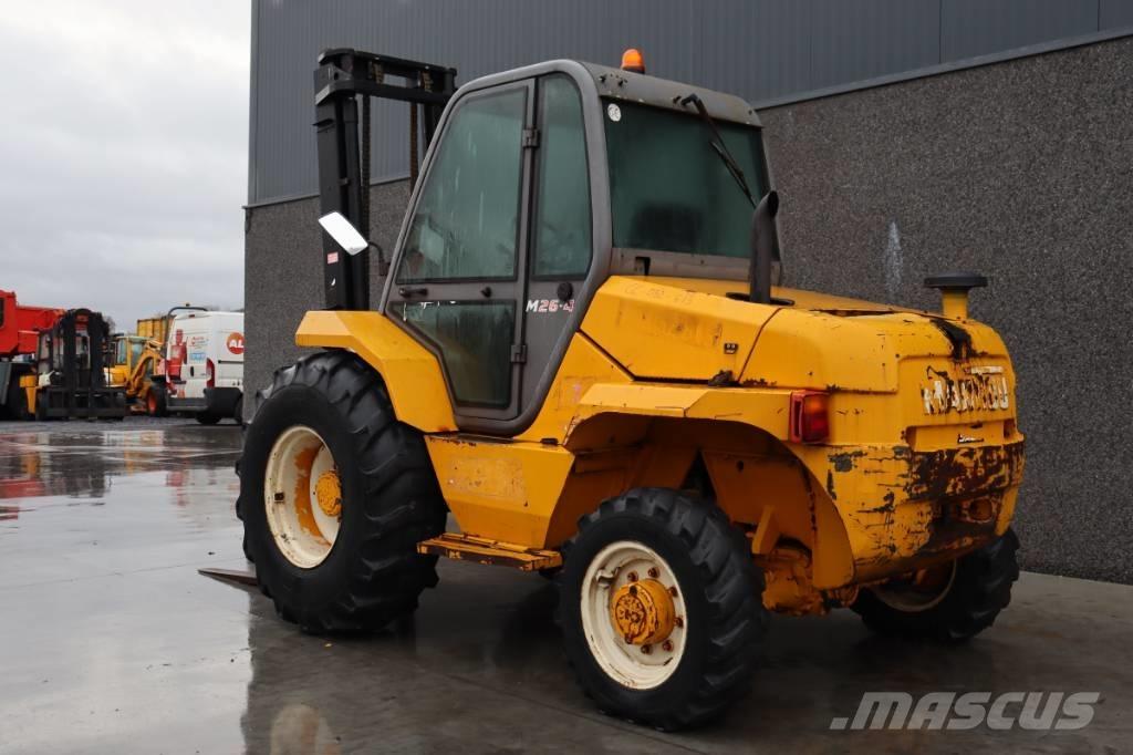 Manitou M 26.4 Terrenggående gaffeltruck