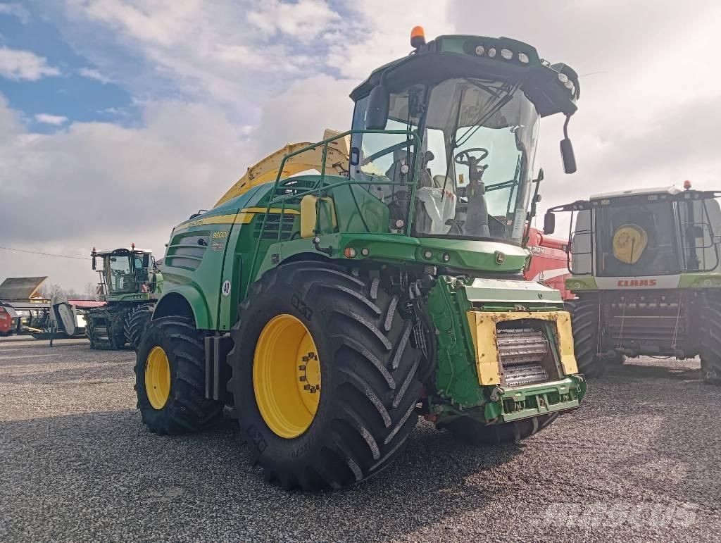 John Deere 8800 Selvdrevne fôrhøstere