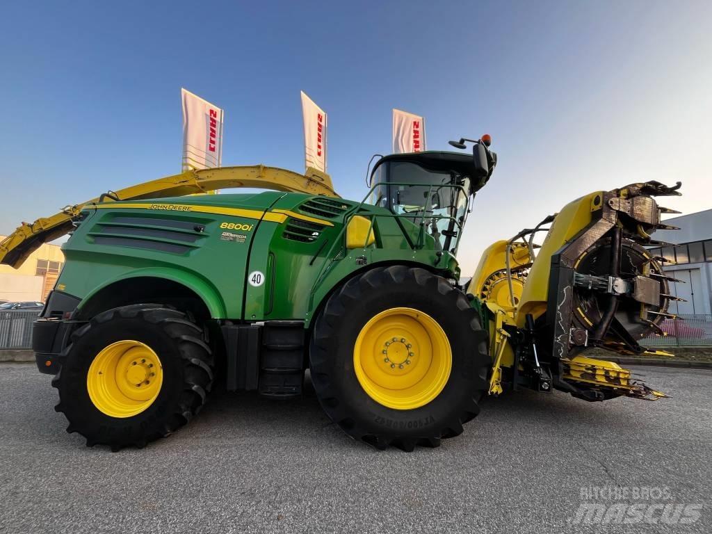 John Deere 8800 Selvdrevne fôrhøstere