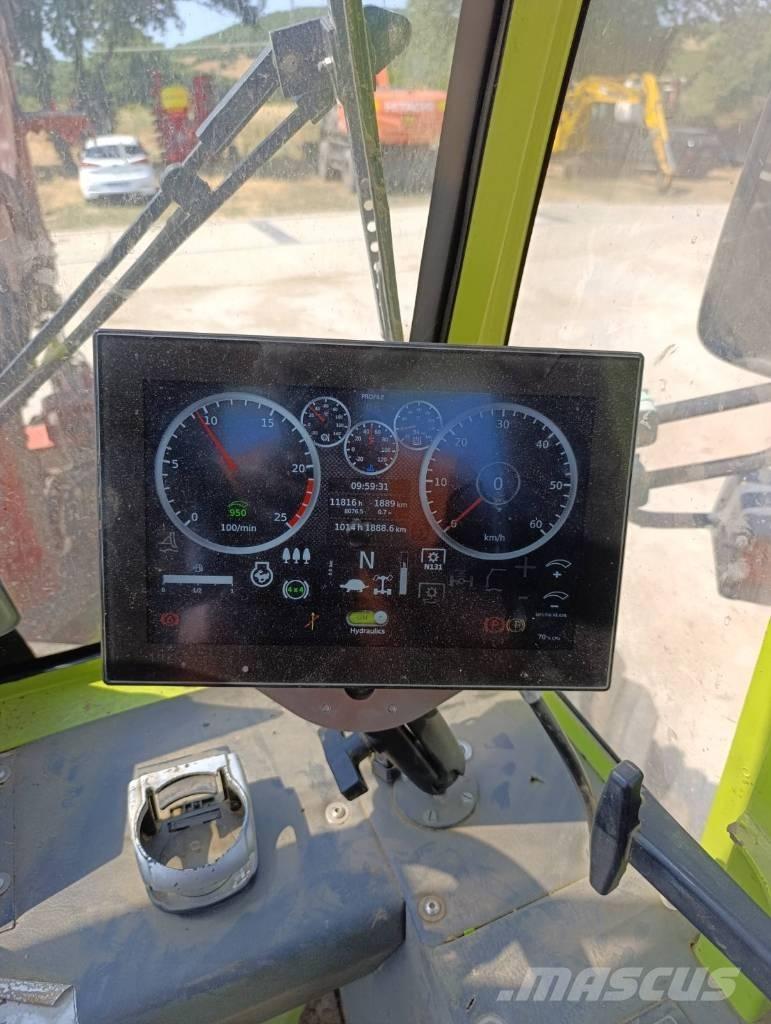 Werner werner Traktor med skogsutstyr