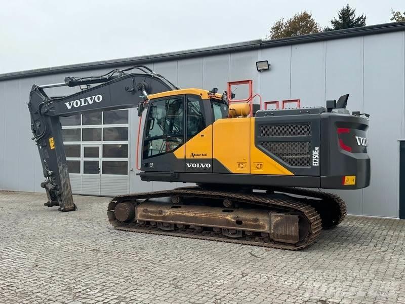 Volvo EC 250 ENL Beltegraver