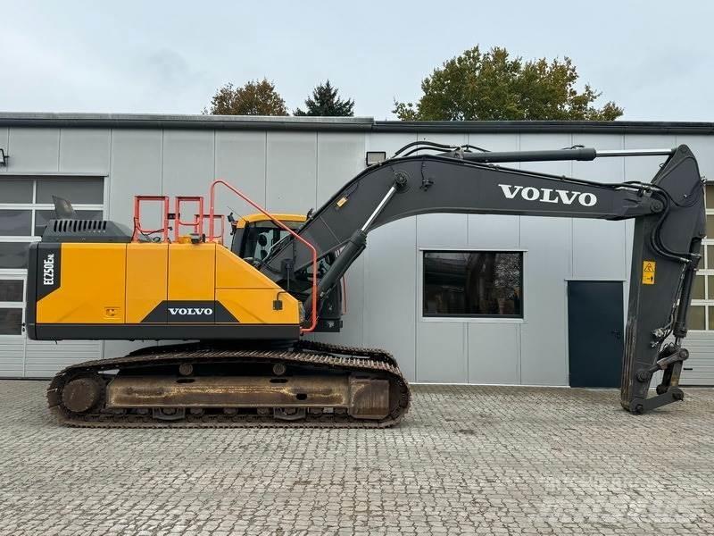 Volvo EC 250 ENL Beltegraver