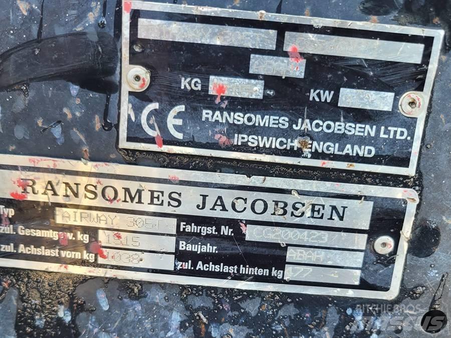 Jacobsen 305 Faste og slepe klippere