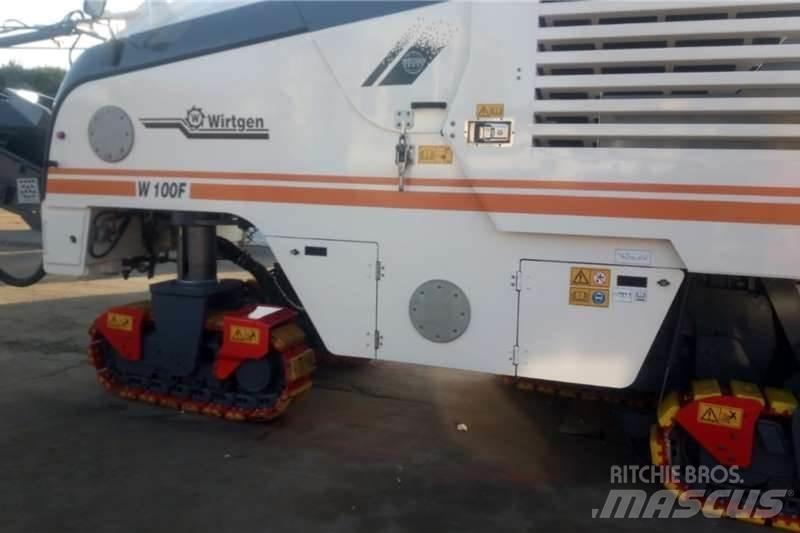 Wirtgen W100F Andre lastebiler