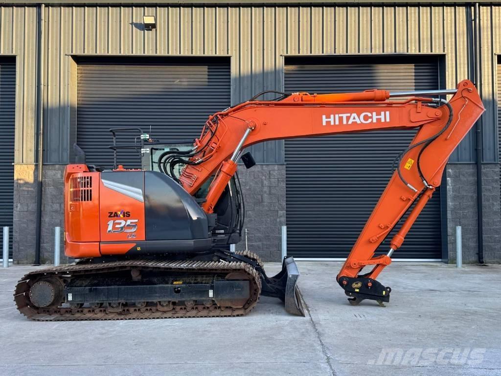 Hitachi ZX 135 US-7 Beltegraver