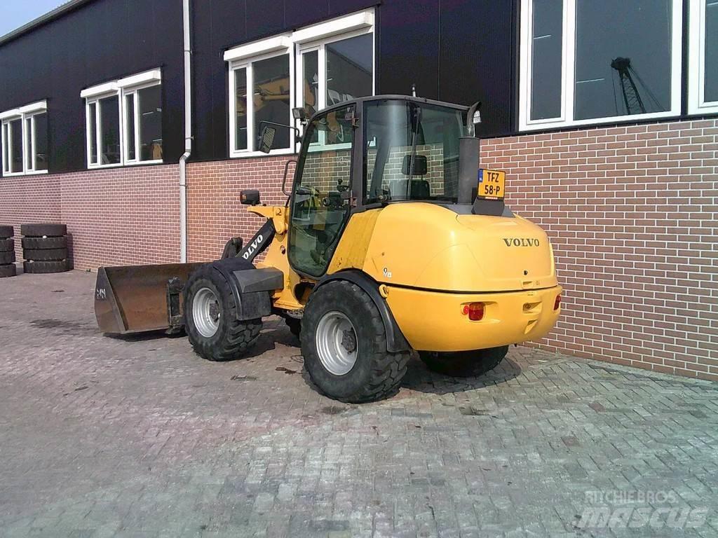 Volvo L25B Hjullastere