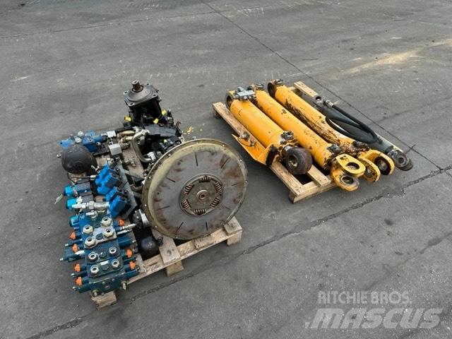 Liebherr L 538 Hydraulikk