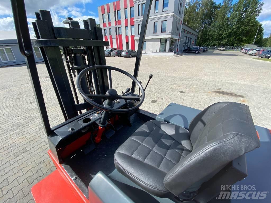 Linde H25D Diesel Trucker