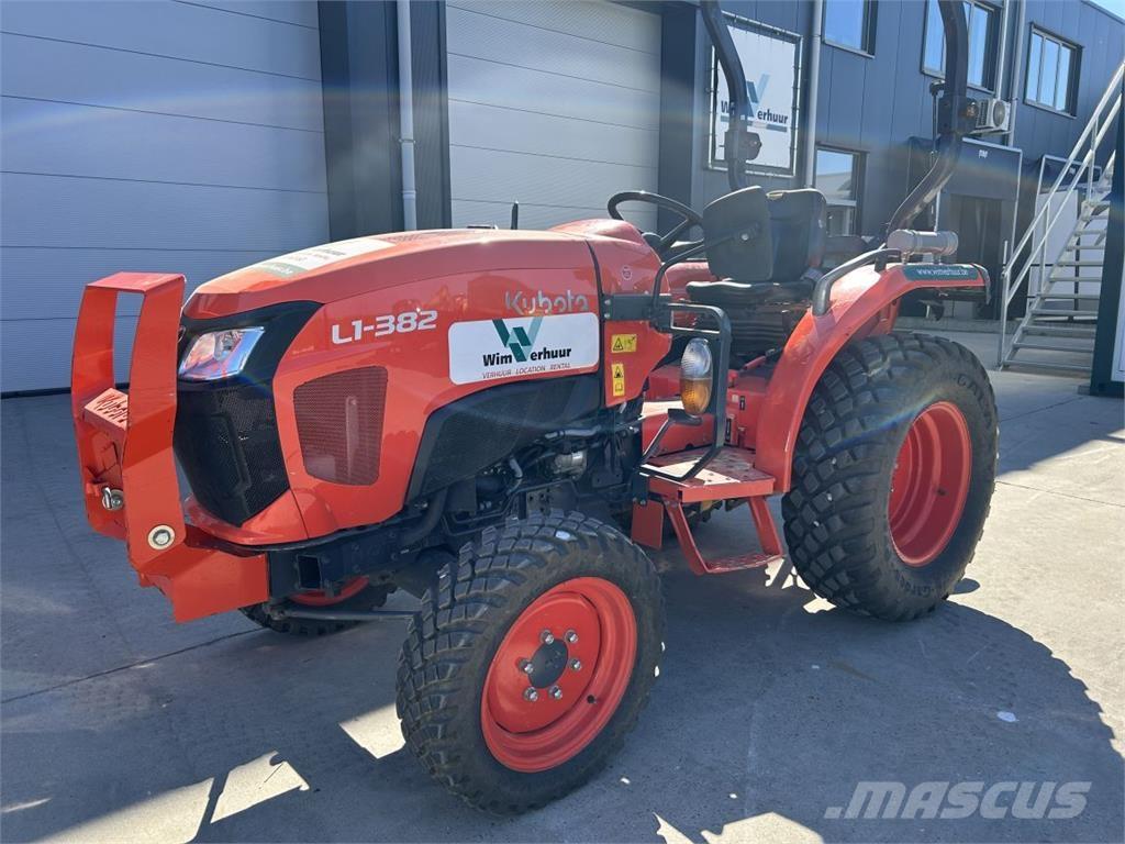 Kubota L1-382 (5283) Kompakttraktorer
