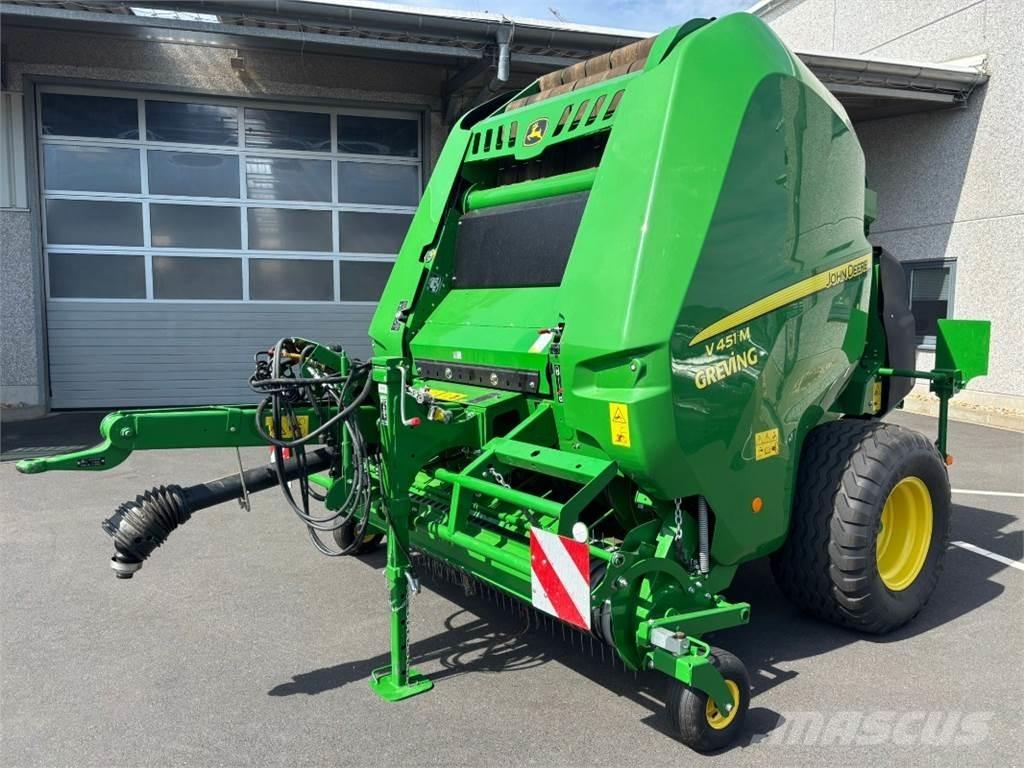 John Deere V451M Rundballepresser