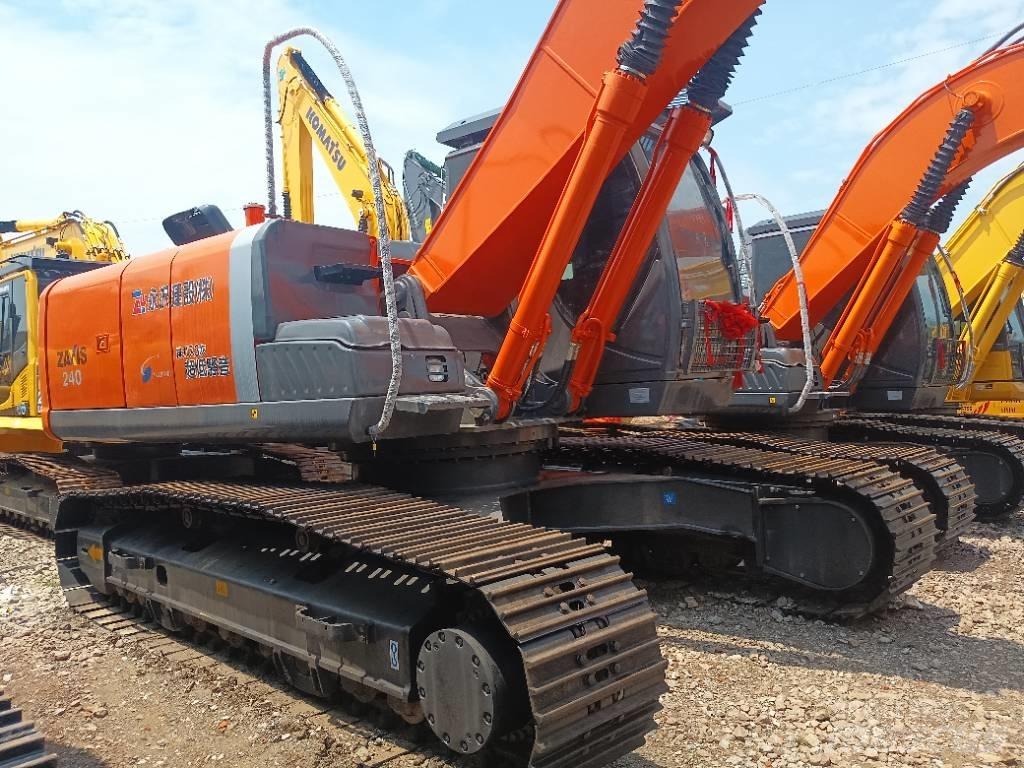 Hitachi ZX 240 Beltegraver