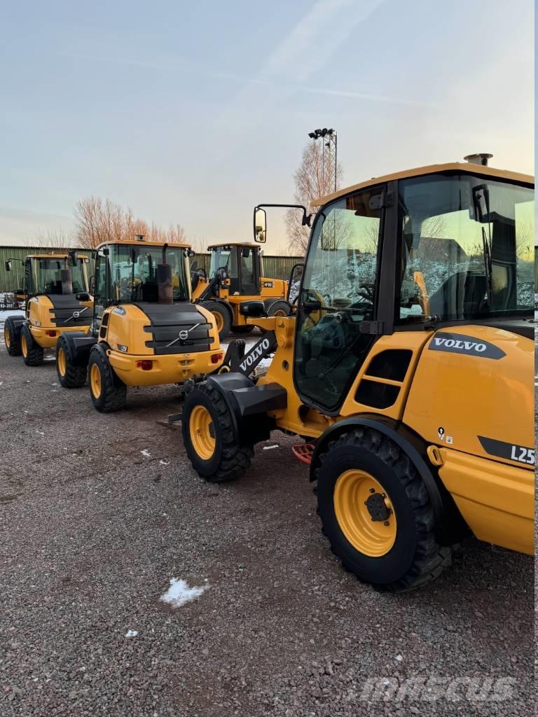 Volvo L 25 F Hjullastere