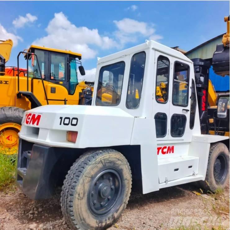 TCM FD 100 Diesel Trucker