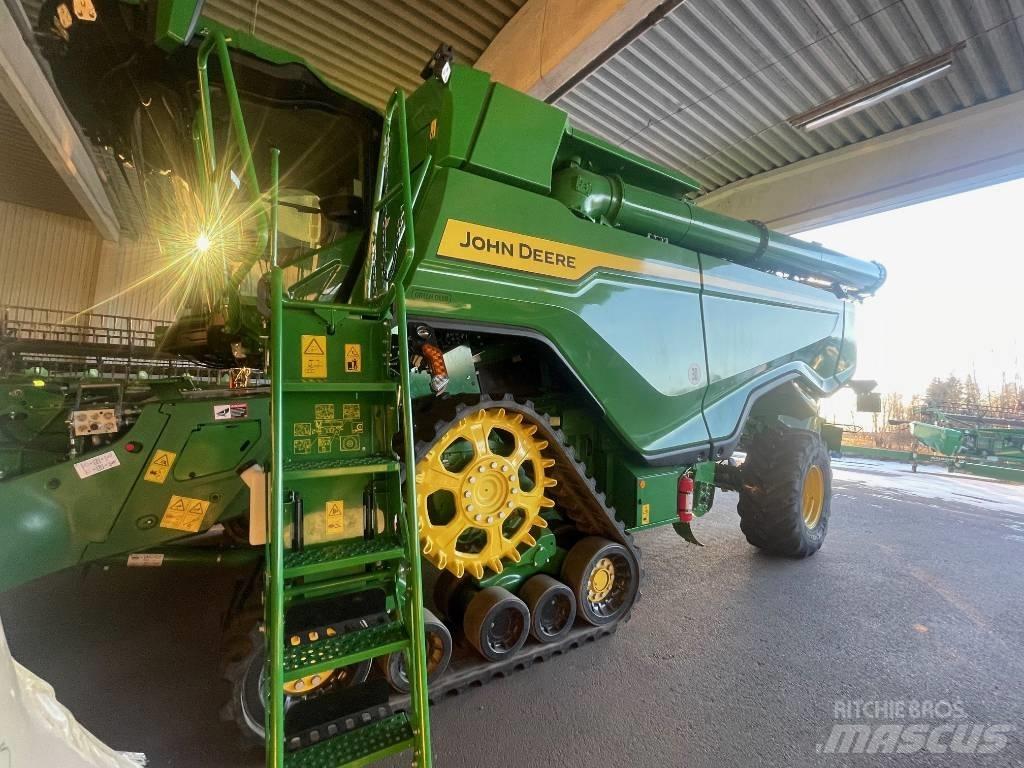 John Deere X9 1100 Skurtreskere