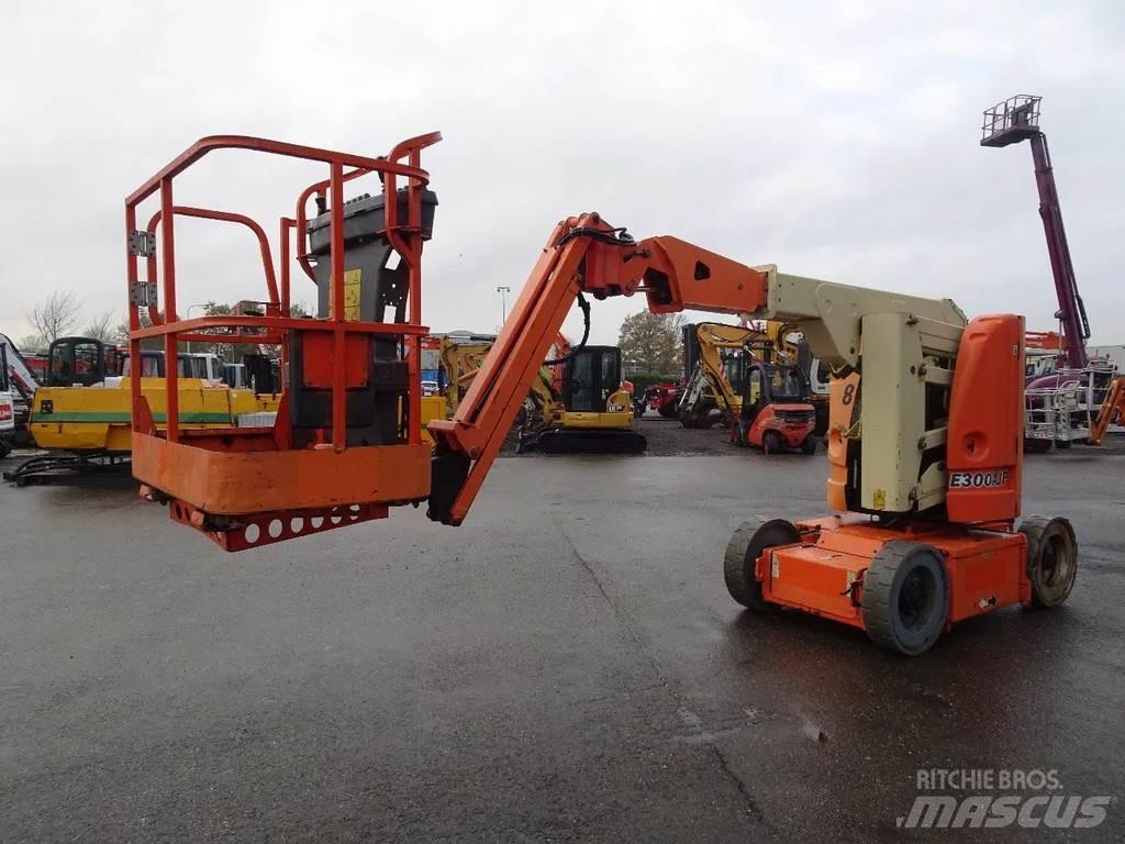 JLG E300AJP Leddede bomlifter