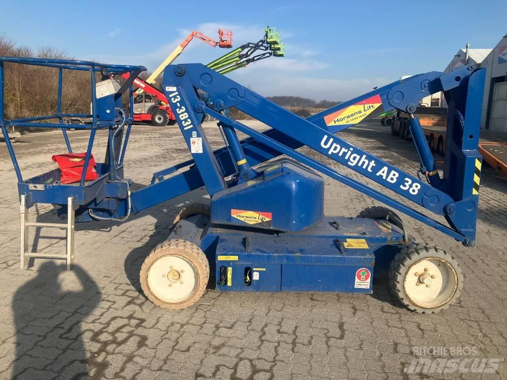 UpRight AB38N Leddede bomlifter