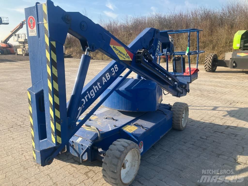 UpRight AB38N Leddede bomlifter