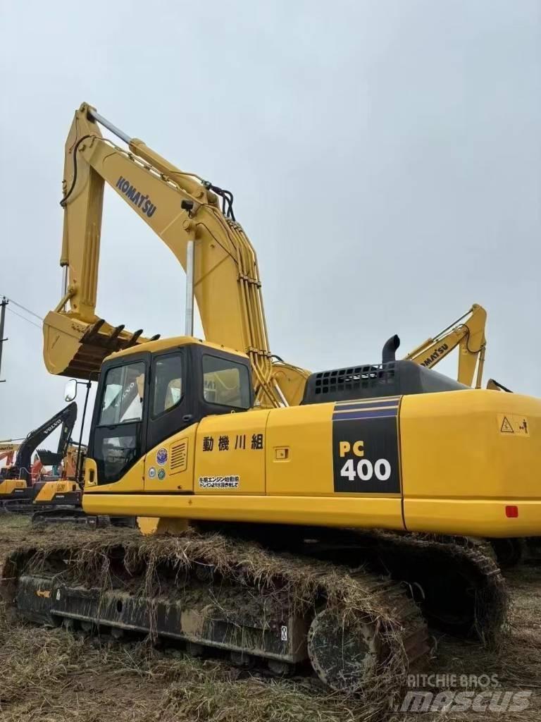 Komatsu 400-7 Beltegraver