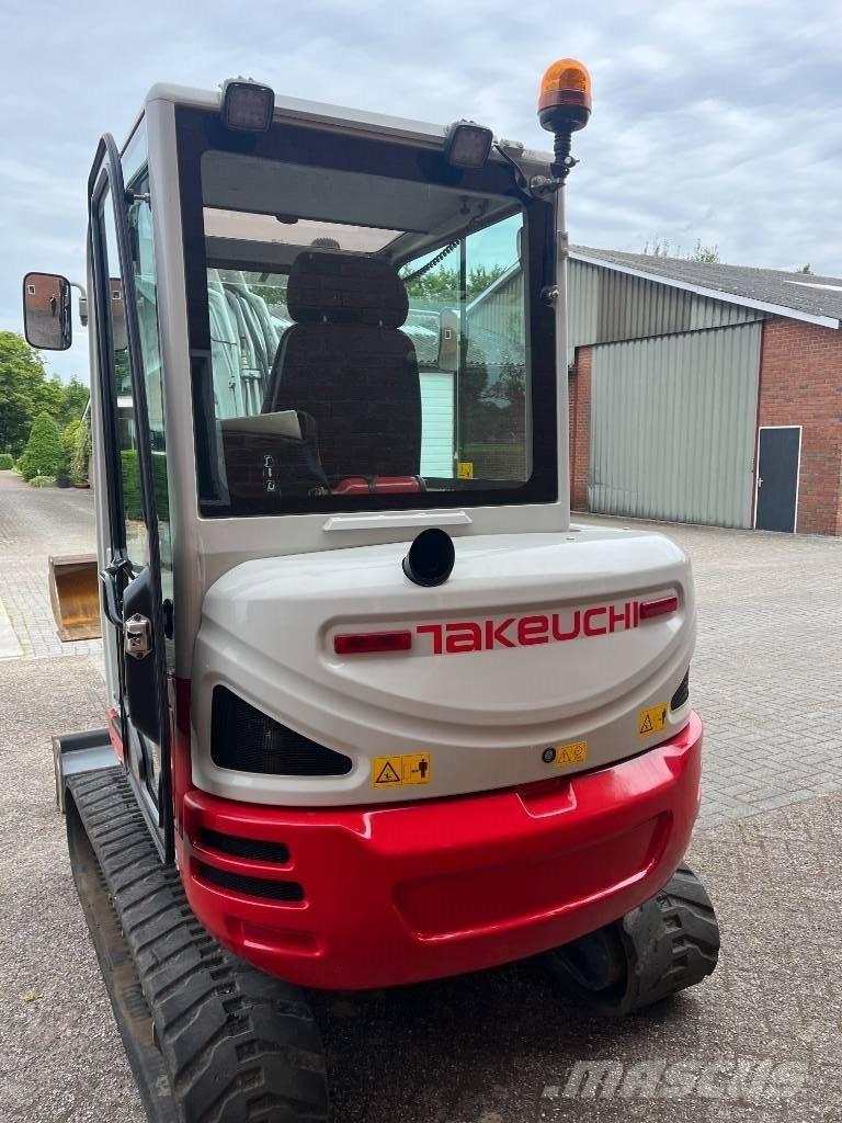 Takeuchi tb235-2 Minigravere <7t