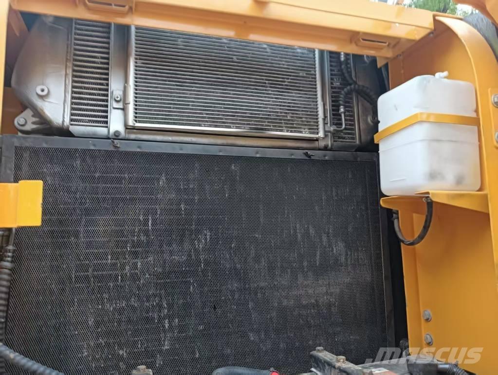 Hyundai 220 LC-9T Beltegraver