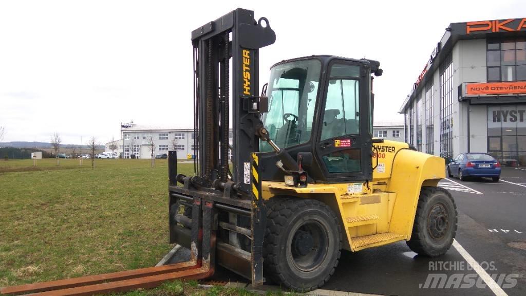Hyster H8.00XM6 Diesel Trucker