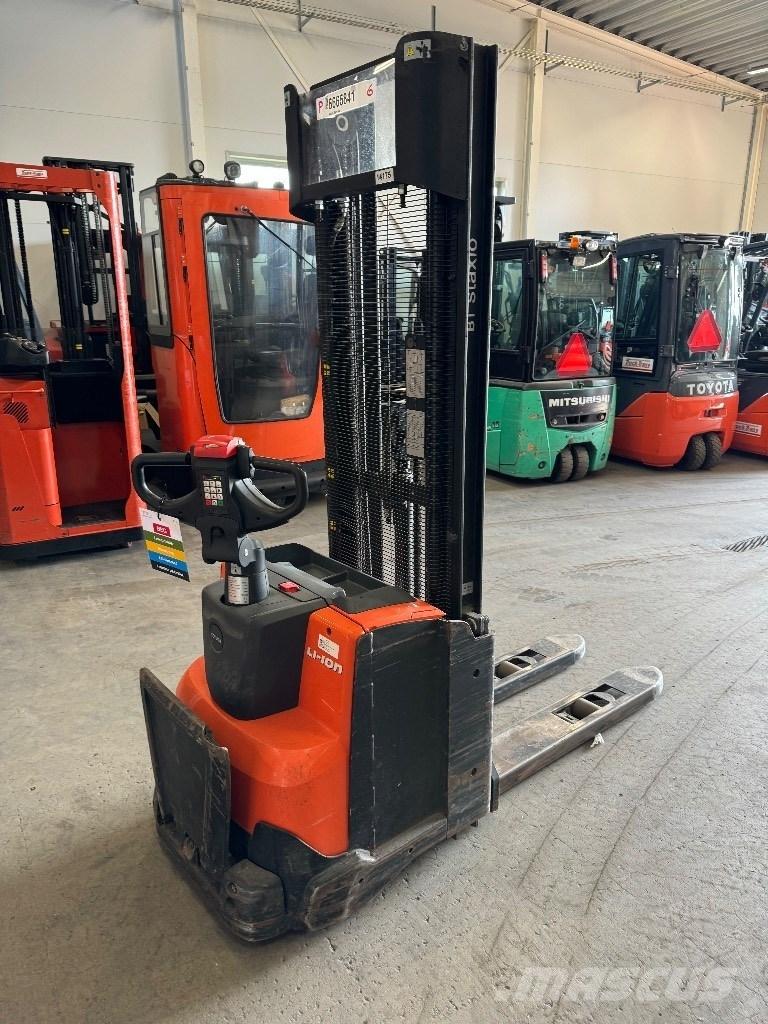 Toyota SWE140L Ledestablere