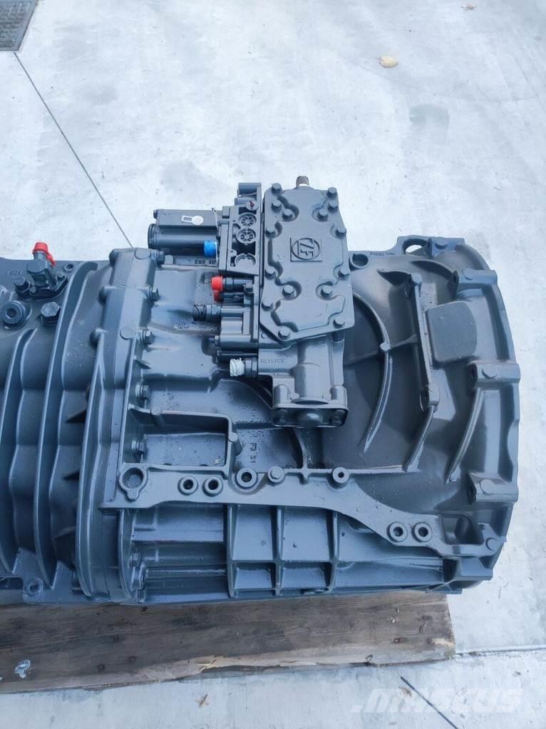 ZF 12S2333TD Girkasser
