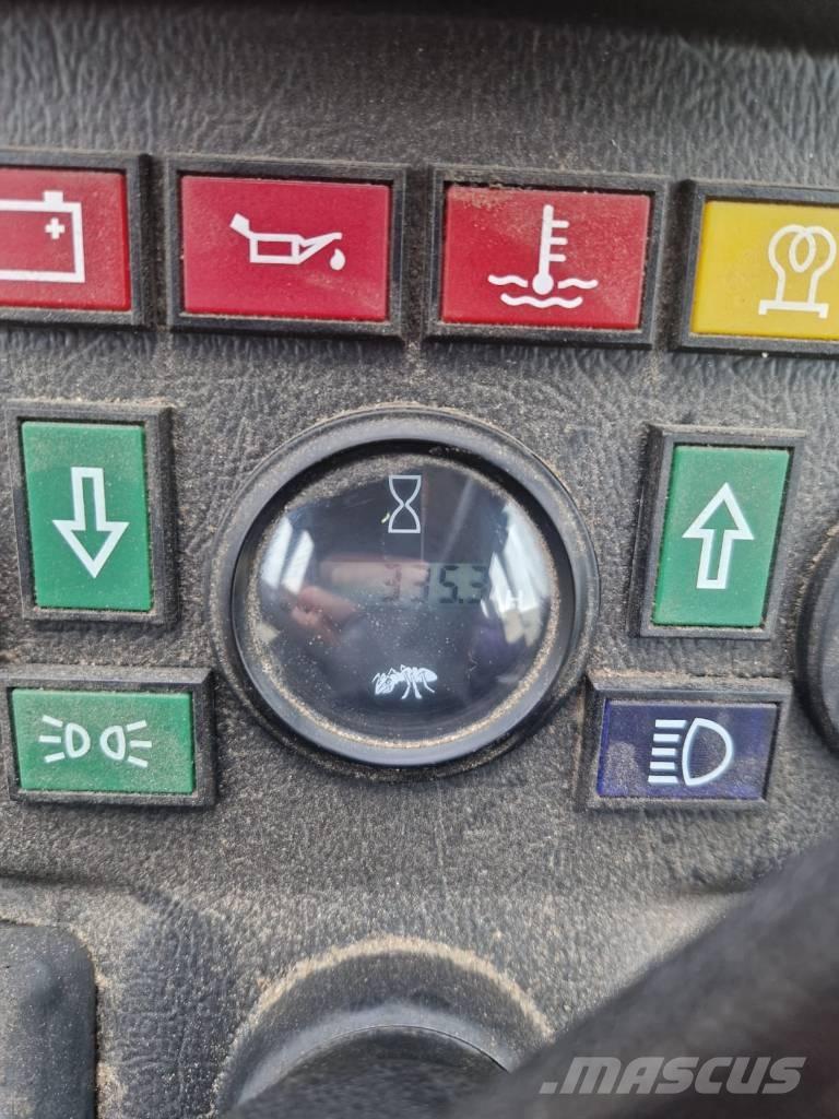 GiANT G 2500 HD Hjullastere