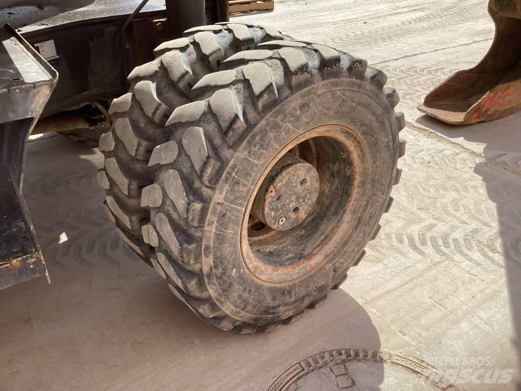 Komatsu PW 160-7E0 Hjulgravere