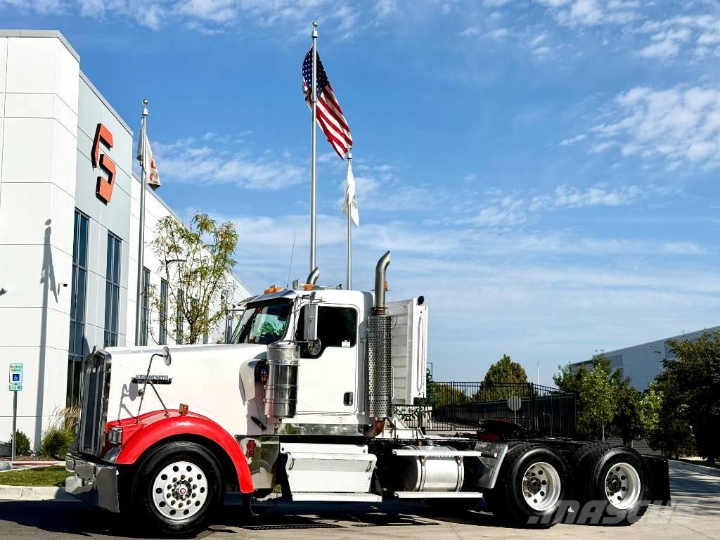 Kenworth W 900 Trekkvogner