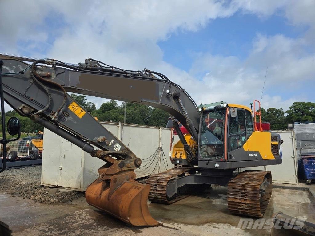 Volvo EC 220EL Beltegraver