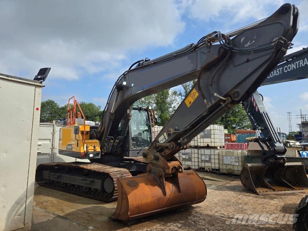 Volvo EC 220EL Beltegraver