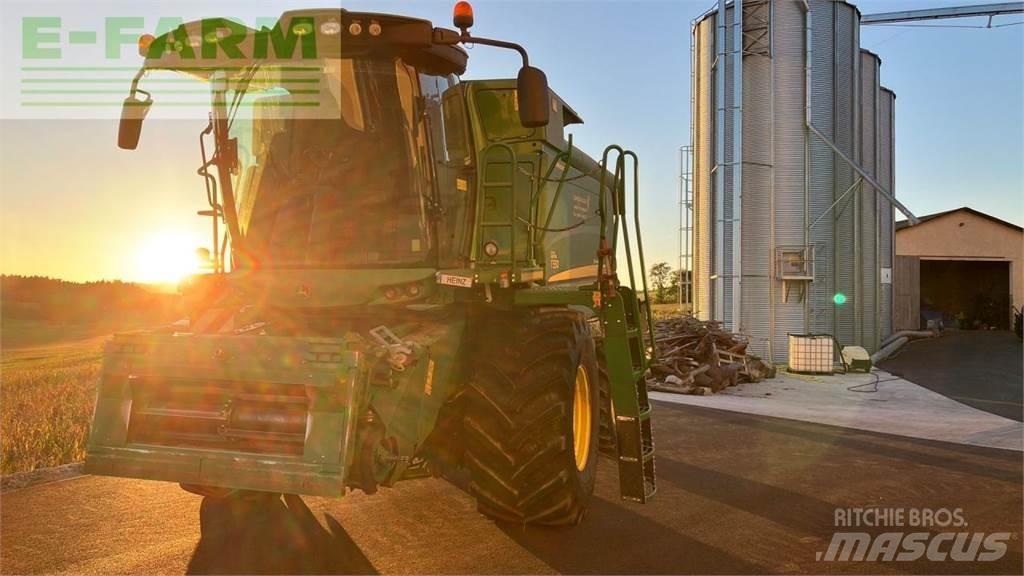 John Deere T550 HM Skurtreskere