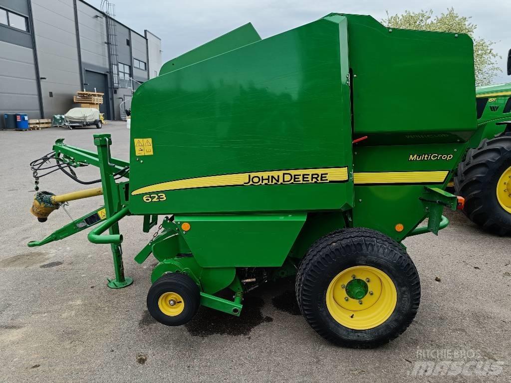 John Deere 623N Rundballepresser