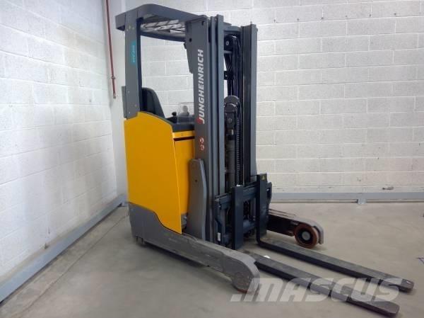 Jungheinrich ETV 210 Skyvemasttruck