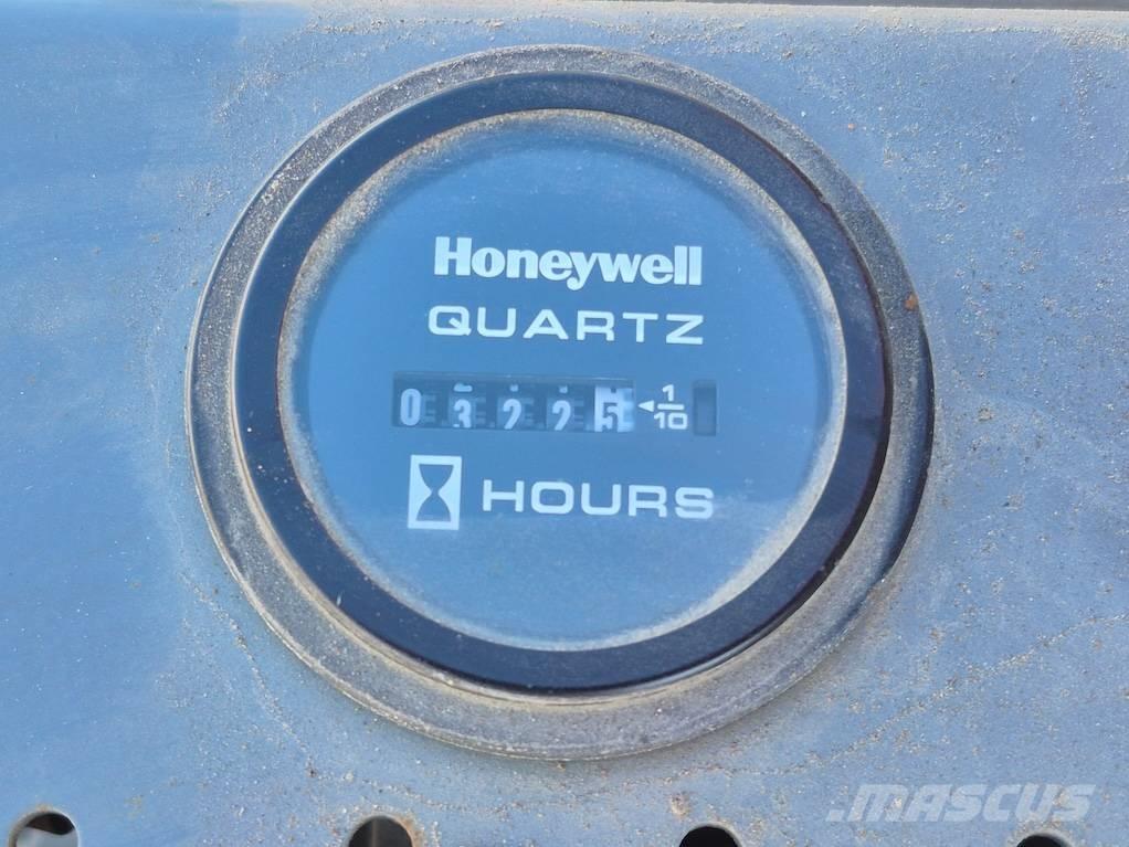 SkyJack SJ 4632 Sakselifter