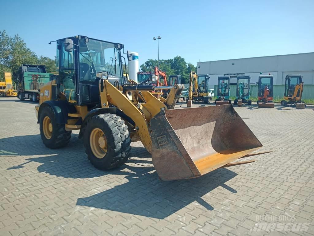 CAT 908 M Hjullastere